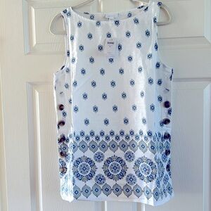 J Jill linen top size M runs small white / blue + buttons. NWT never worn.